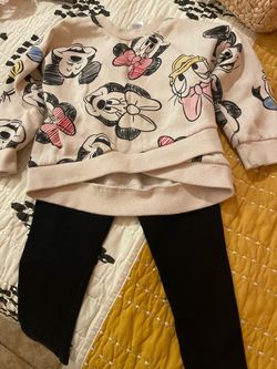 Sweatsuit outfit
