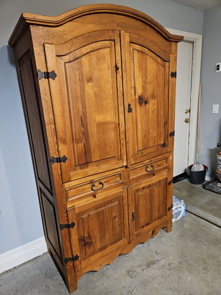 Entertainment Center