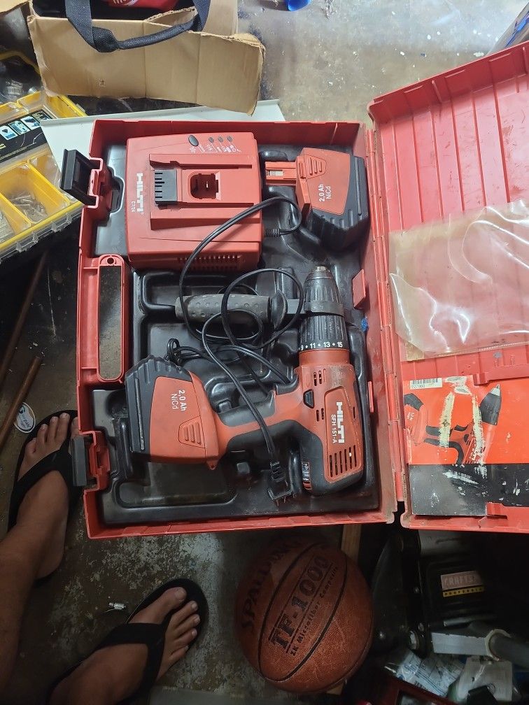 Hilti Hammering Drill