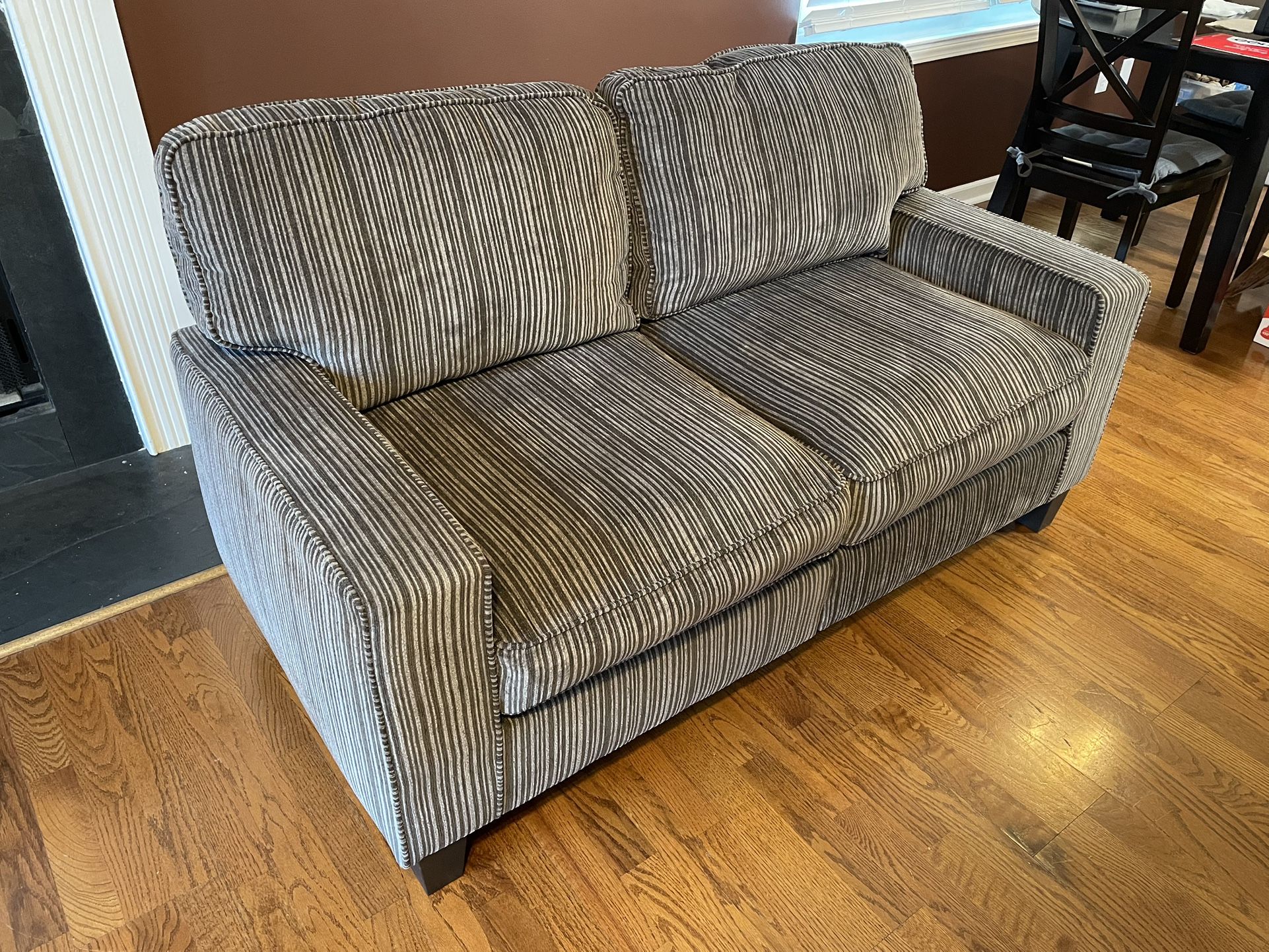 Two-seater Brown/Beige Sofa