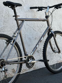 GT Talera size XL 22" Mountain Bike