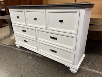 White w/ Grey Top Farmhouse 7-Drawer Low Dresser