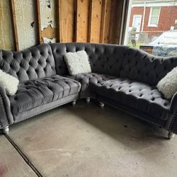 Couch Sectional 