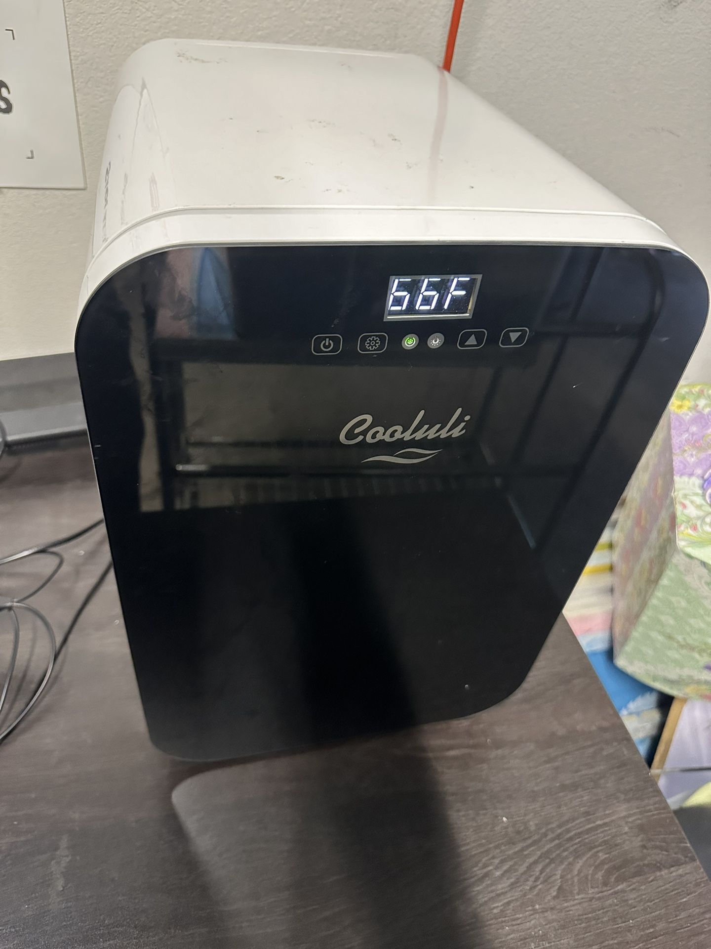 Cooluli 0.7 Mini Fridge