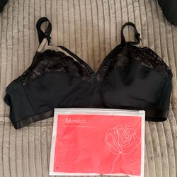 LADIES BRA IN A SOFT AND LUXURIOUS STYLE IN A BLACK 3X SIZE BRAND NEW NEVER WORN RECEIVED WRONG SIZE