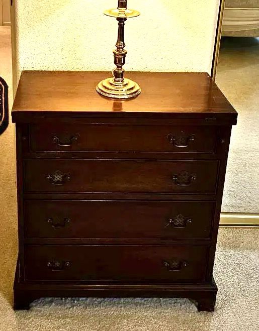 Vintage Mahogany Nightstand W/ Fold Out Top