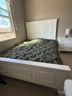 4 Piece Bedroom Set