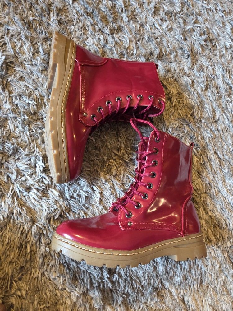 Stylish Red Lace-Up Women's Boots Size 5.5 Womens