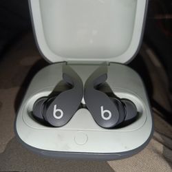 Beats Fit Pro High Quality Headphones Works With Android Or Apple!