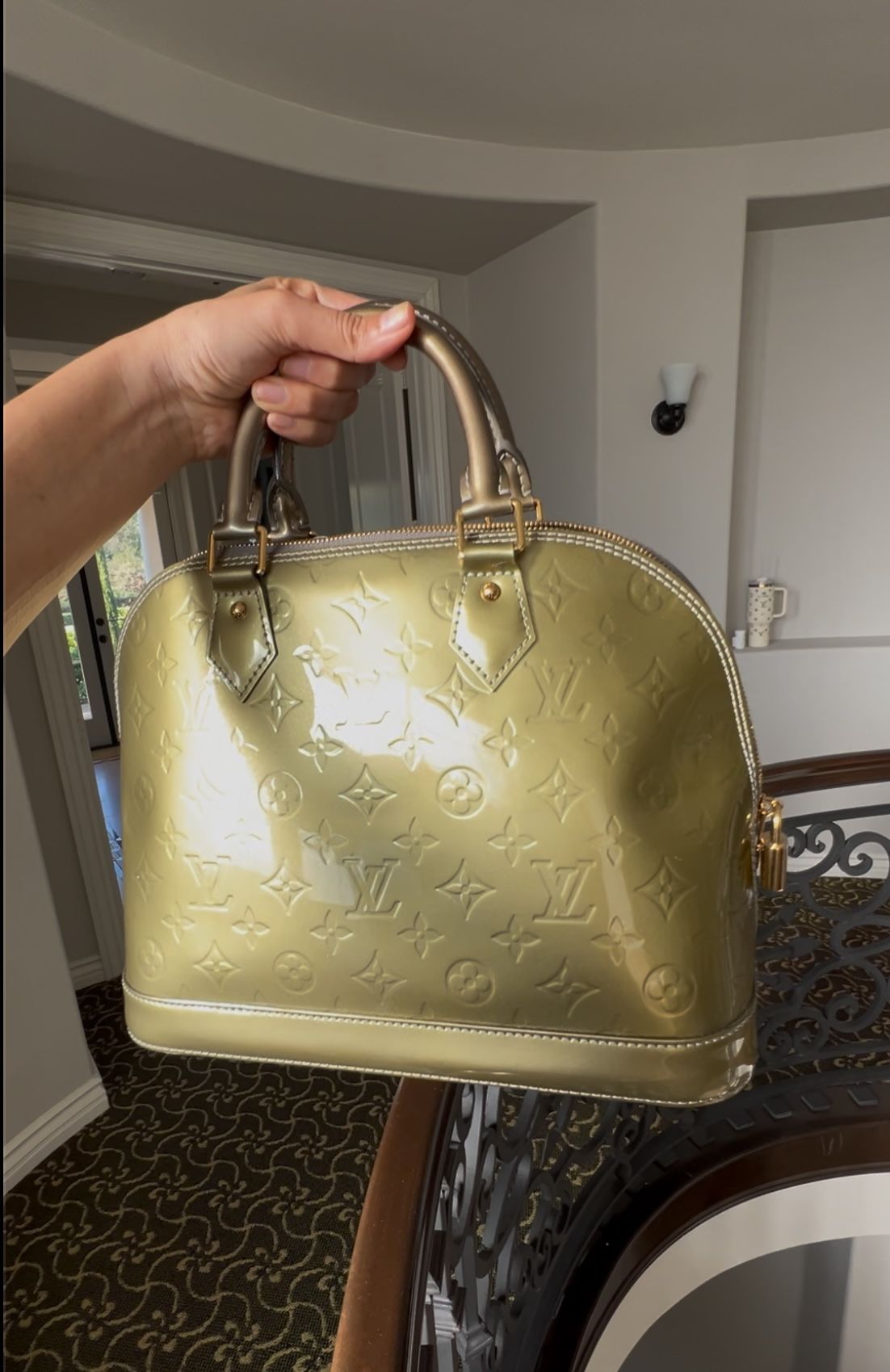 Louis Vuitton Alma Vernis Gris Gold /Vert /Authentic