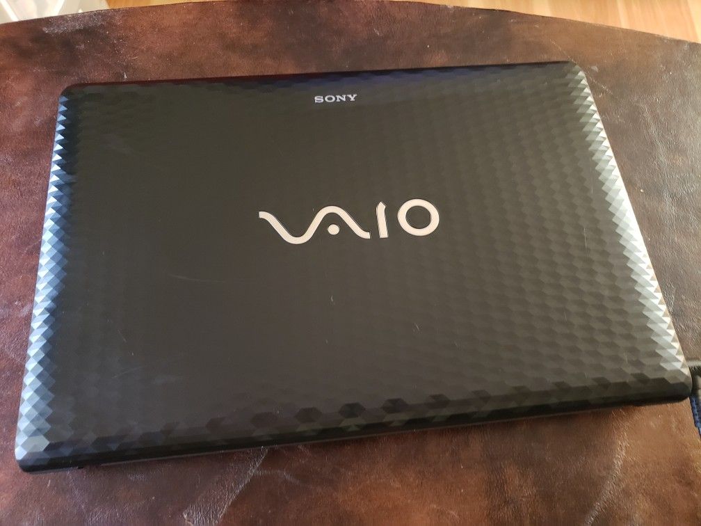 Sony VPCEH Laptop