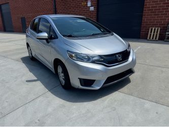 2016 Honda fit 105 mil millas