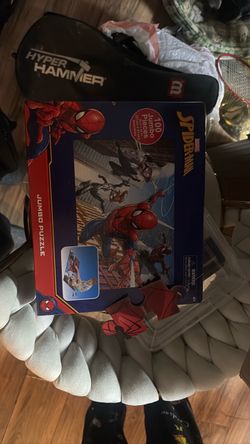 Marvel Spider-Man 100 Piece Jumbo Puzzle