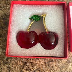 Beautiful Glass Cherries Kitchen Decor