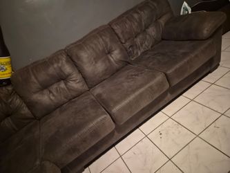 Gray Tufted Fabric Sofa