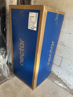 NEW - King Size - Nectar Luxe Hybrid Mattress