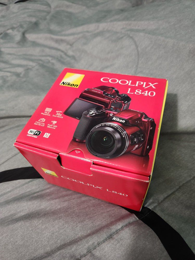 Nikon Coolpix L840 Digital Camera Red

