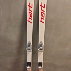 Hart Vintage Downhill Skis