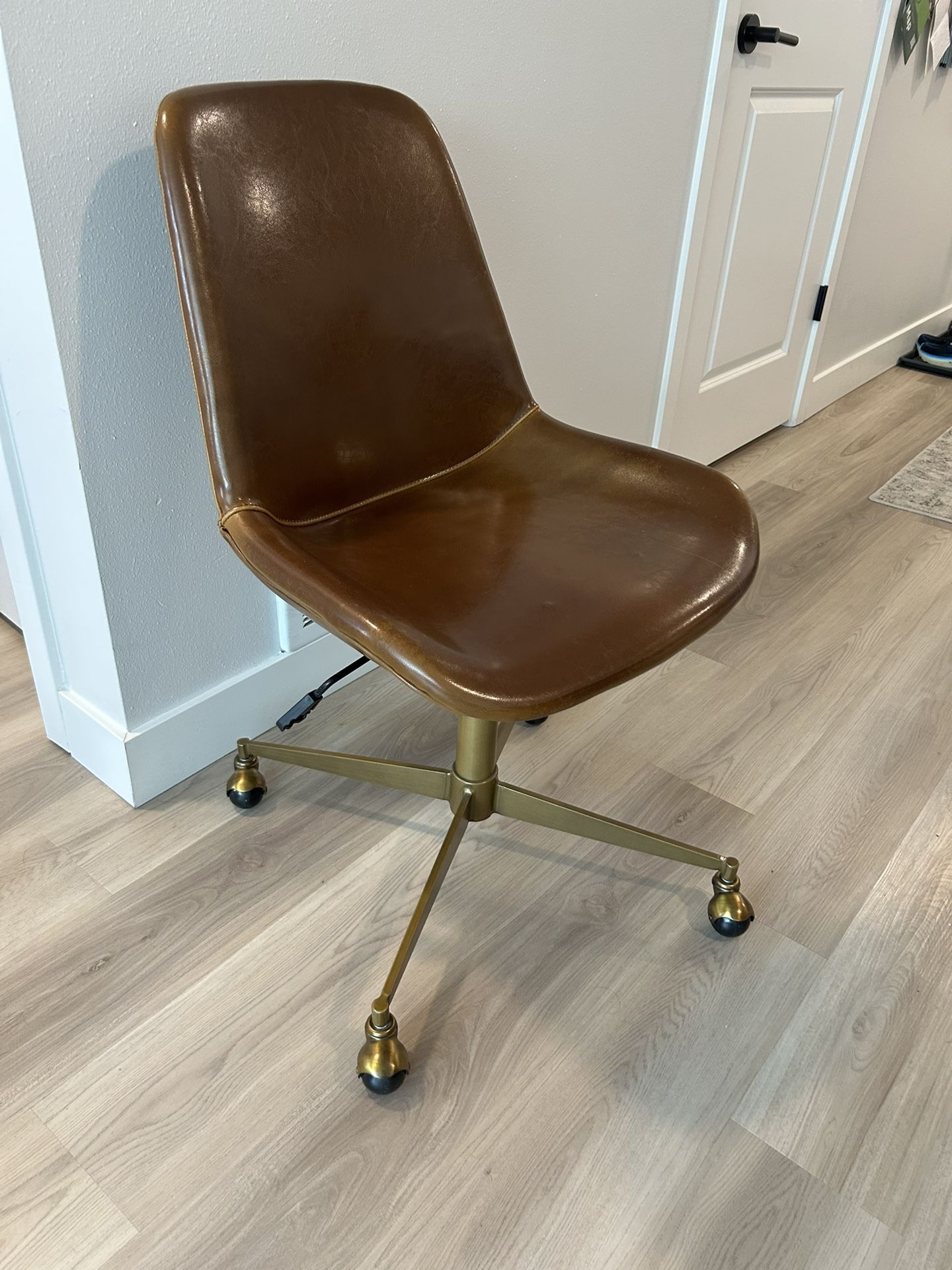 Mid Century Modern Office Chair