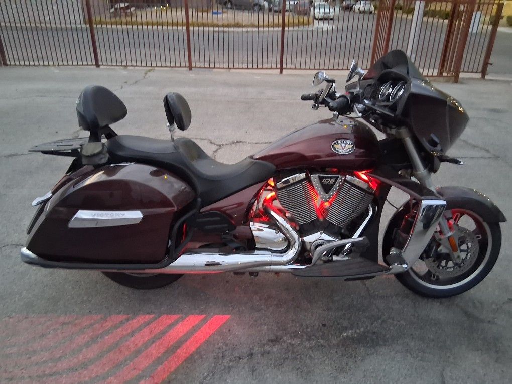 VIctory Cross Country Not Harley Davidson Indian Yamaha Honda Motorcycle