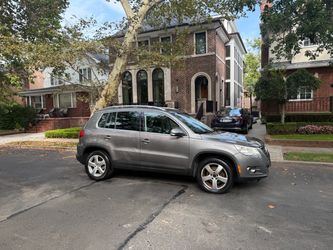 2010 Volkswagen Tiguan