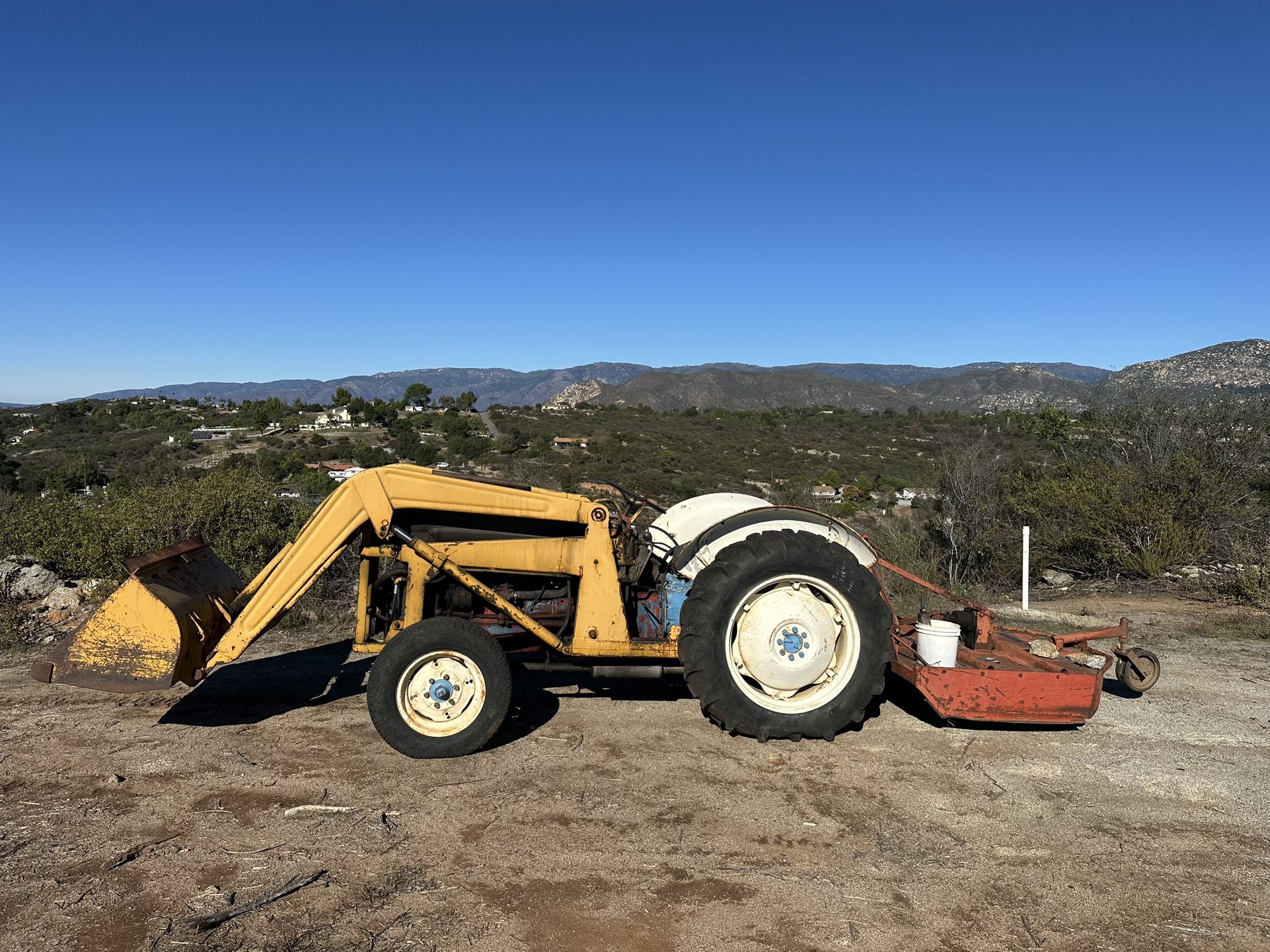 Ford 600 Tractor With Mower Deck And Arms
