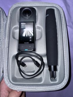 Insta 360 X4 standard bundle