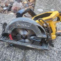 Dewalt Circular Saw
