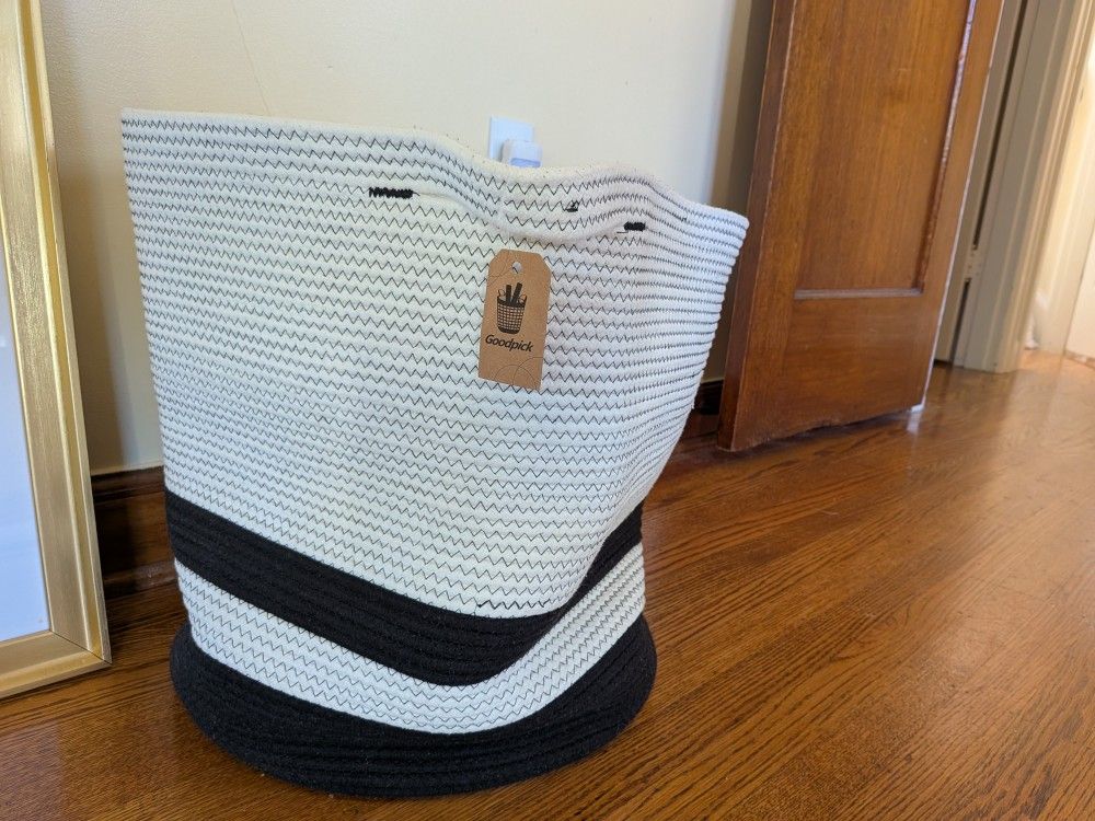 Toy / Clothes Hamper