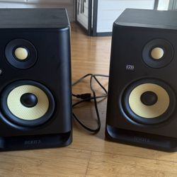2 Piece Rokit 5 Studio Monitor Speakers