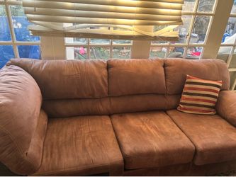 Sectional couch with ottoman