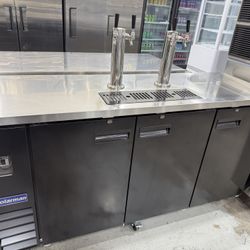 NSF/ETL Polarman PLM-BCBD4-2 73 1/16" Dual Double-Tap Direct Draw Kegerator Beer Dispenser with 3 Solid Doors, 20.8 cu. ft.