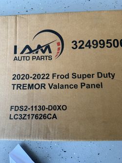 2020-2022 Ford Super Duty Tremor Valence Panel
