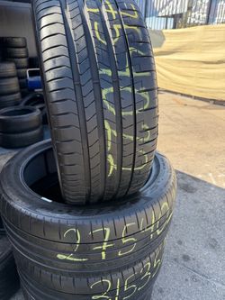 Set 275/40/22. 315/35/22 Pirelli