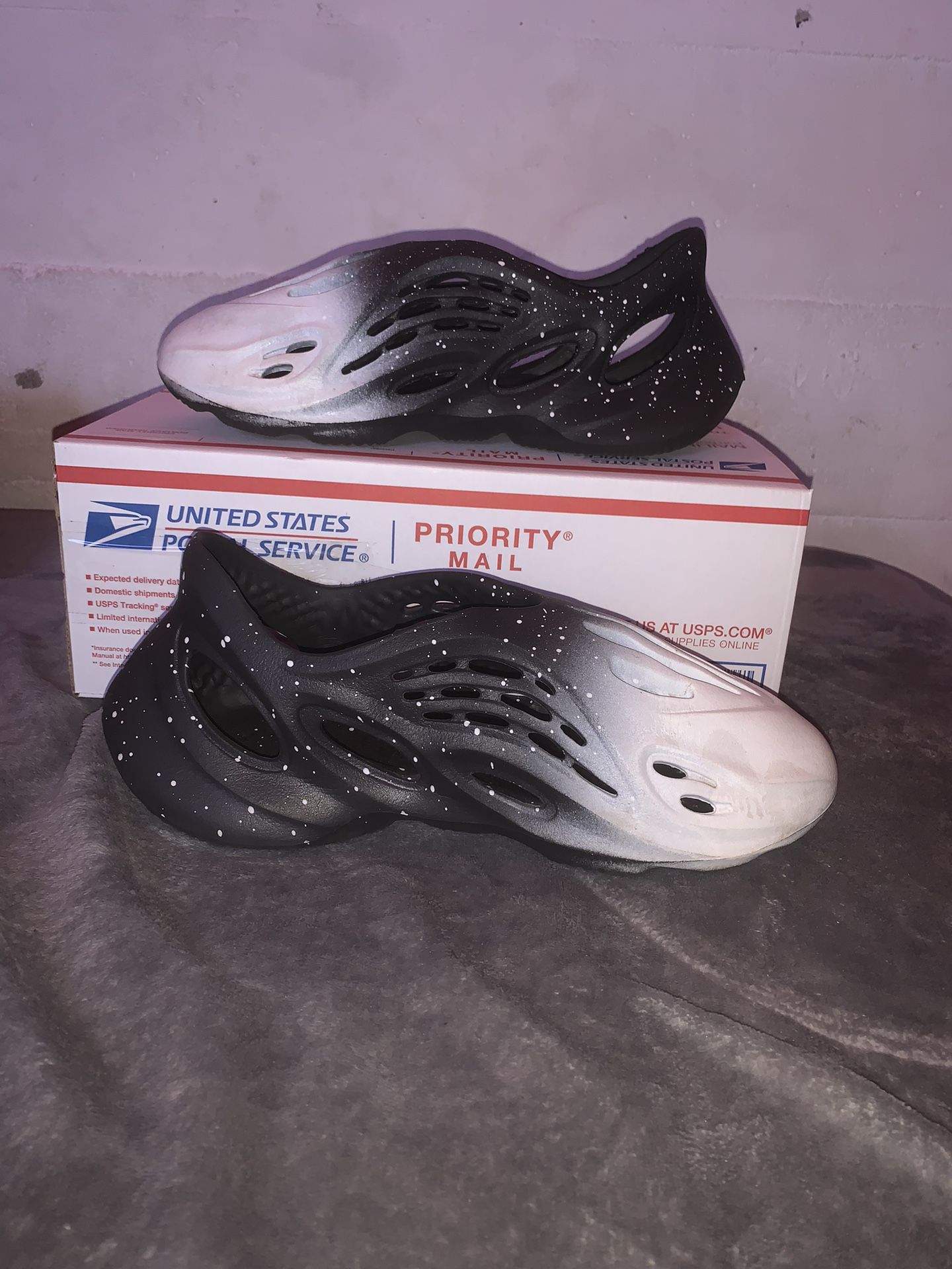 Adidas Yeezy Foam Runners White/Black