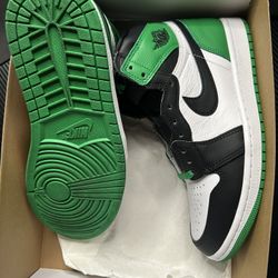 Jordan 1 High Lucky Green Size 8.5 Used