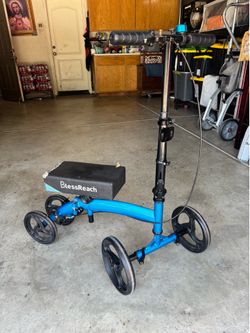 Knee scooter