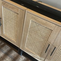 Tv Console/media Table Almost Brand New 