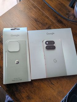 Google Pixel 11 Pro Fold with Case - 30days old