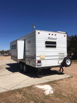 2001 Wildwood F21 By Forest River For