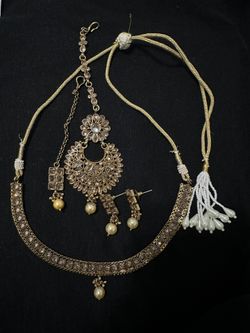 Indian Rosegold necklace earrings & tikka set