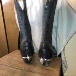 Men’s Sheplers Cowboy Boots With Spurs Size 10