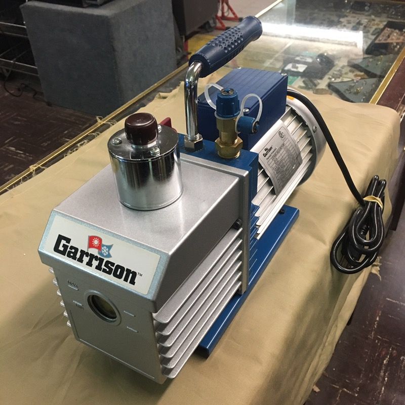Garrison 7.0 CFM Vacuum Pump VE260 very nice