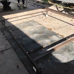 Full Twin Queen Frame