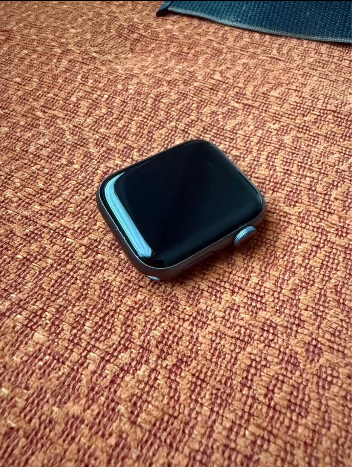 Apple Watch SE 44 MM GPS & LTE