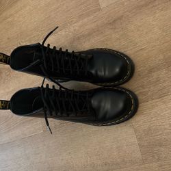 dr martens 