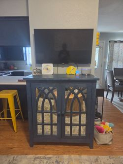 Blue Hutch
