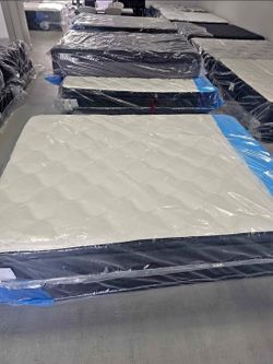 King size Mattress Still in Plastic Wrap