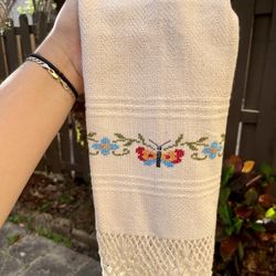 Embroidered Hand Towel 