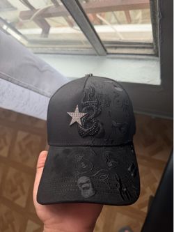 Barbas Hat B Star graffiti